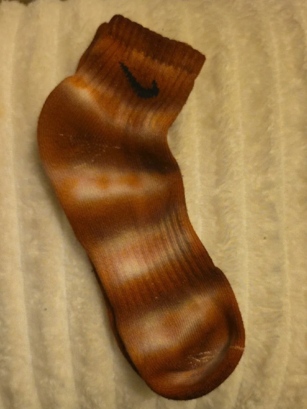 4 Nike Tie-Dye Low-Cut Socks — Purple, Pink, Blue, Brown